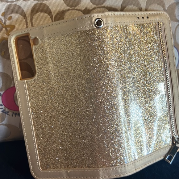 𝐆𝐎𝐋𝐃 𝐆𝐋𝐈𝐓𝐓𝐄𝐑𝐘 𝐏𝐇𝐎𝐍𝐄 𝐂𝐀𝐒𝐄 𝐂𝐀𝐑𝐃 𝐇𝐎𝐋𝐃𝐄𝐑 - Picture 8 of 11